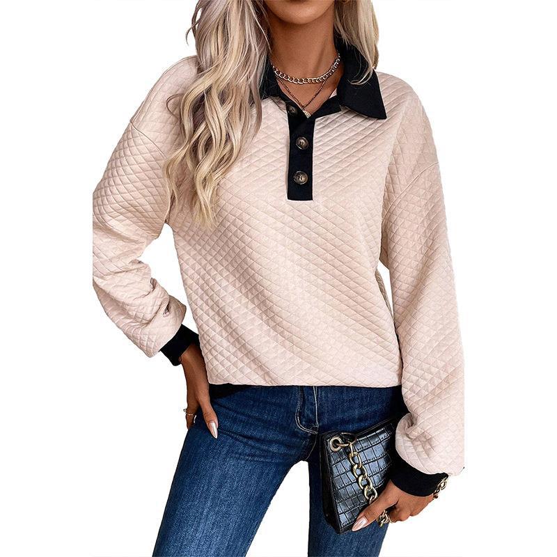 Quilted oversized sweater for women with classic collar and practical button details Lune London