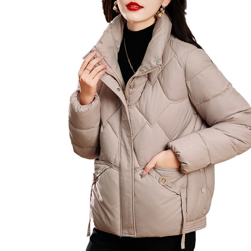 Ladies short quilted jacket with hood and practical pockets Lune London