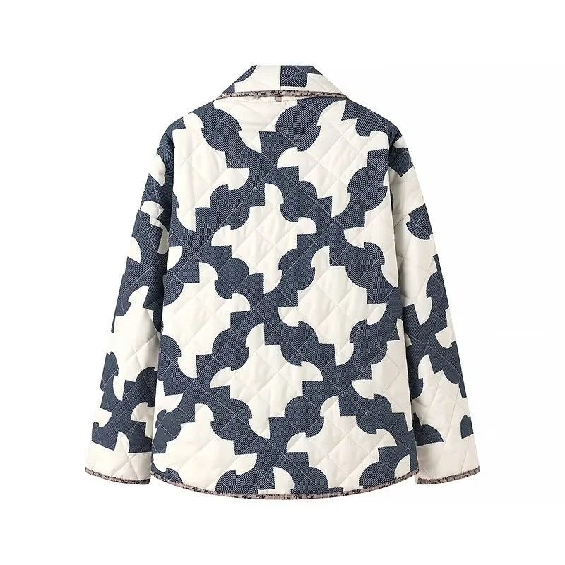 Veste matelassée pour femmes avec des motifs géométriques modernes et un matériau léger Chic & Stil