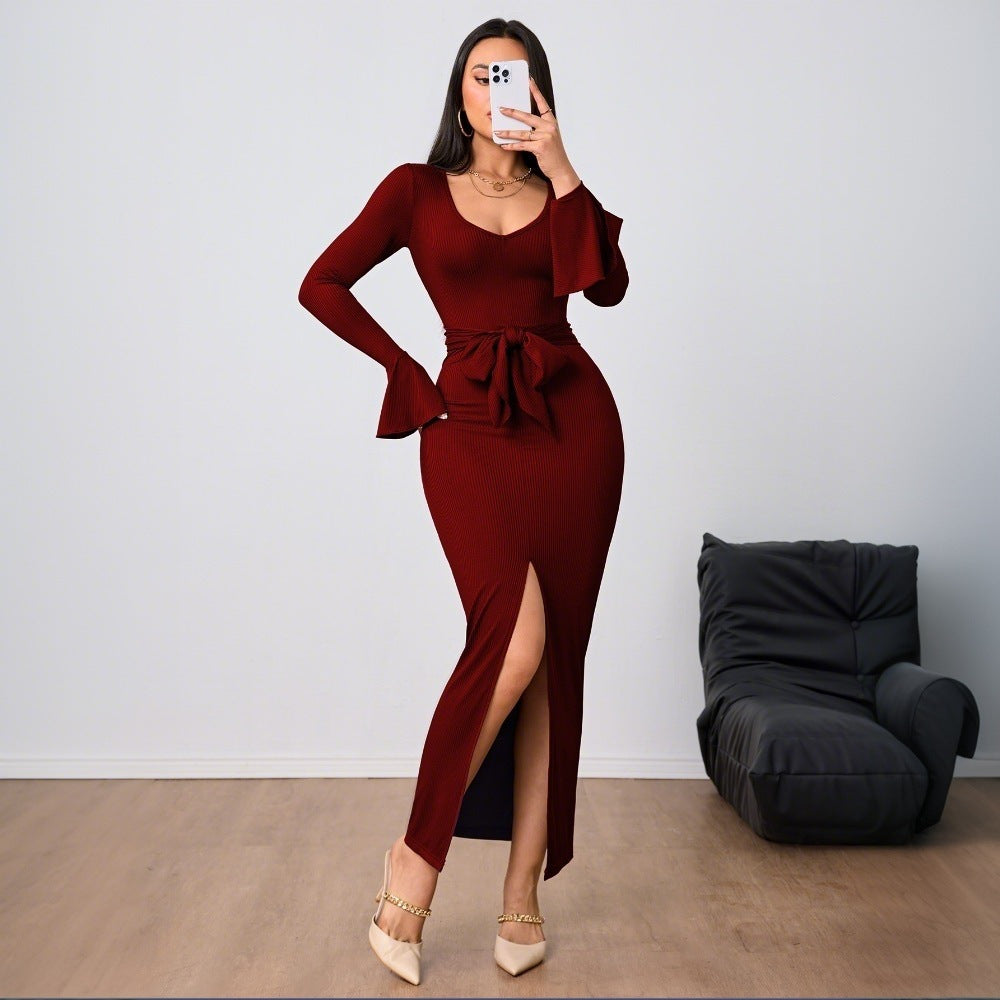 Robe femme avec décolleté en V et manches évasées Chic & Stil