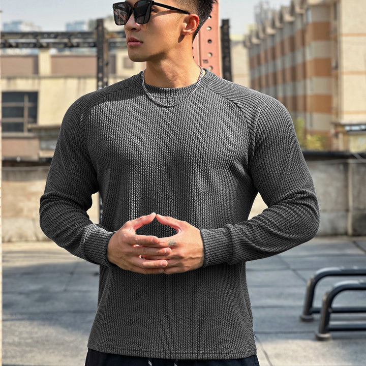 Men's long sleeve training t-shirt with textured design and breathable fabric Lune London