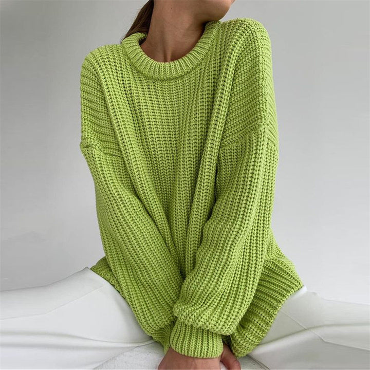 Casual knit sweater for women with structured fabric Lune London