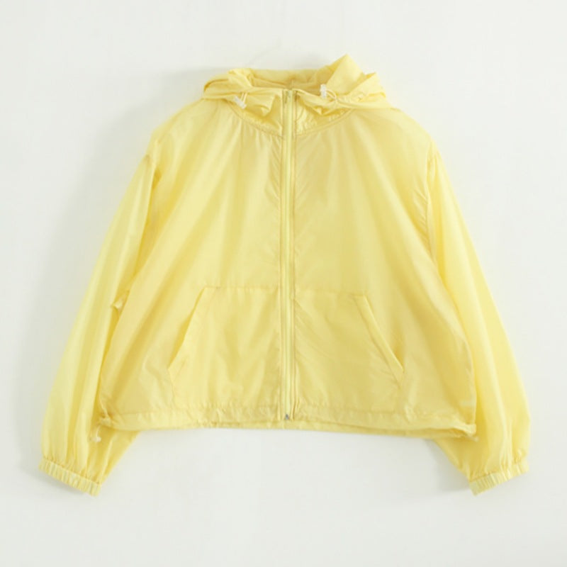 Veste fonctionnelle légère pour femmes avec capuche Chic & Stil