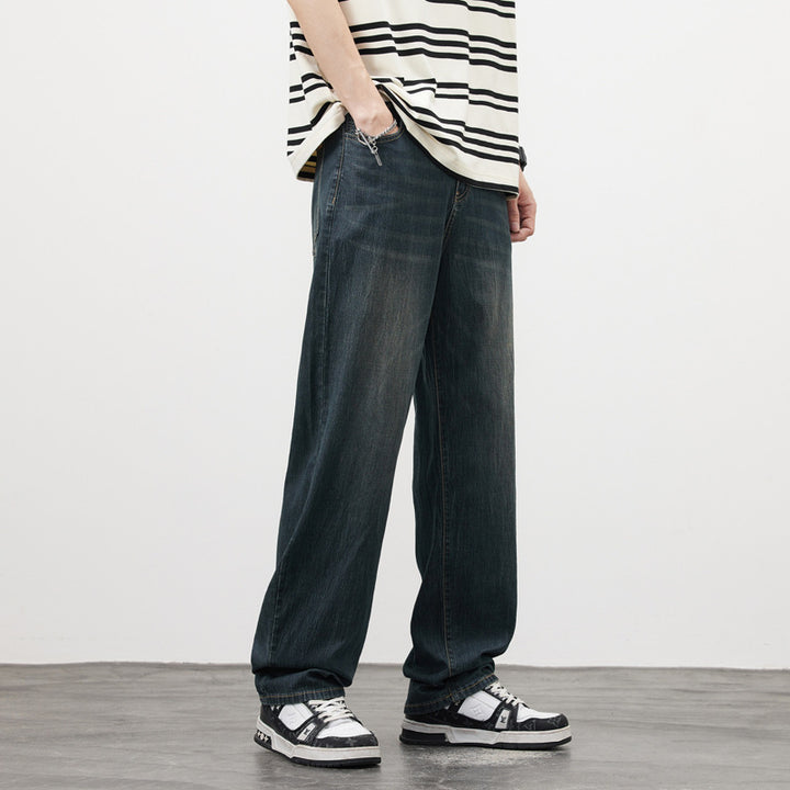 Men's Wide and Comfortable Jeans Lune London