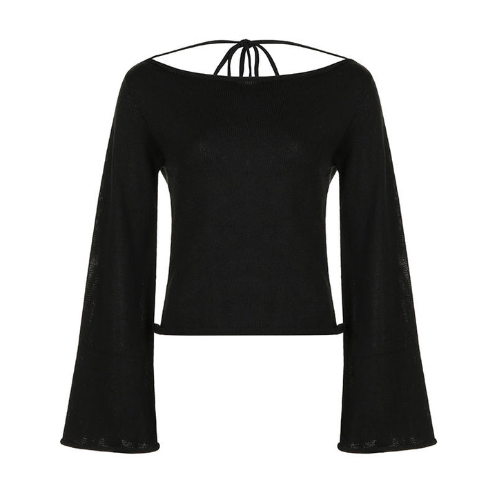 Lune London | Knitted sweater with bell sleeves and lace