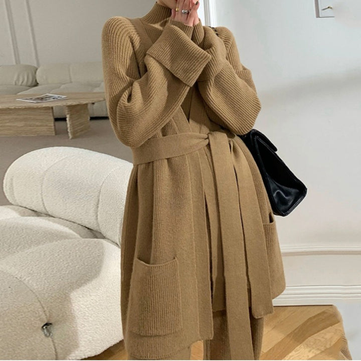 Ensemble en maille pour femme avec coupe ample et matériau luxueux Chic & Stil