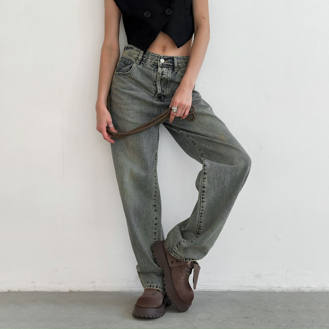 Relaxed Fit jeans for women with a casual cut and high-quality materials Lune London