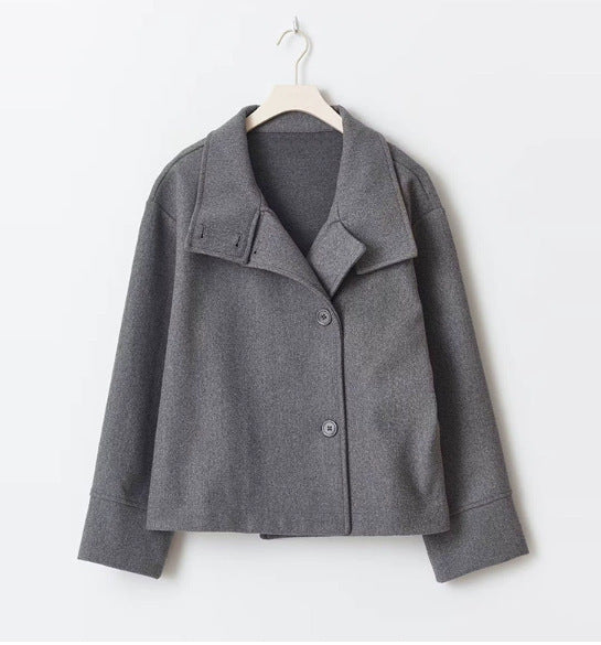 Transitional jacket for women with a modern lapel collar and stylish button details Lune London
