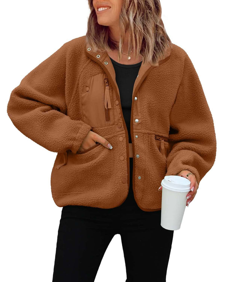 Ladies cozy fleece jacket with practical pockets Lune London
