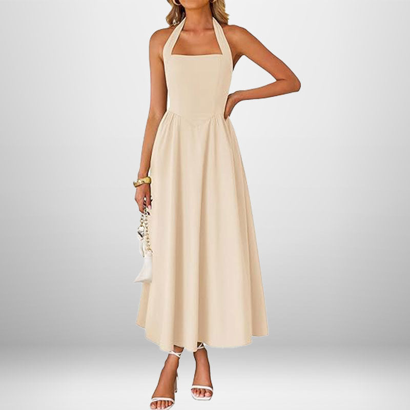 Robe maxi pour dames avec col halter décolleté et jupe fluide Chic & Stil