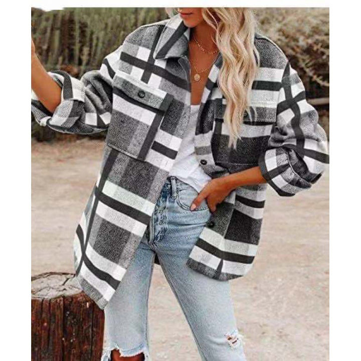 Checked blouse for women with oversized fit and pockets Lune London