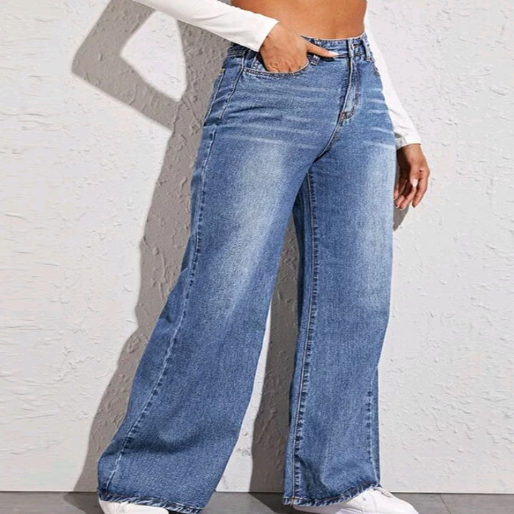 Women's loose-fitting high-waist jeans in casual look Lune London