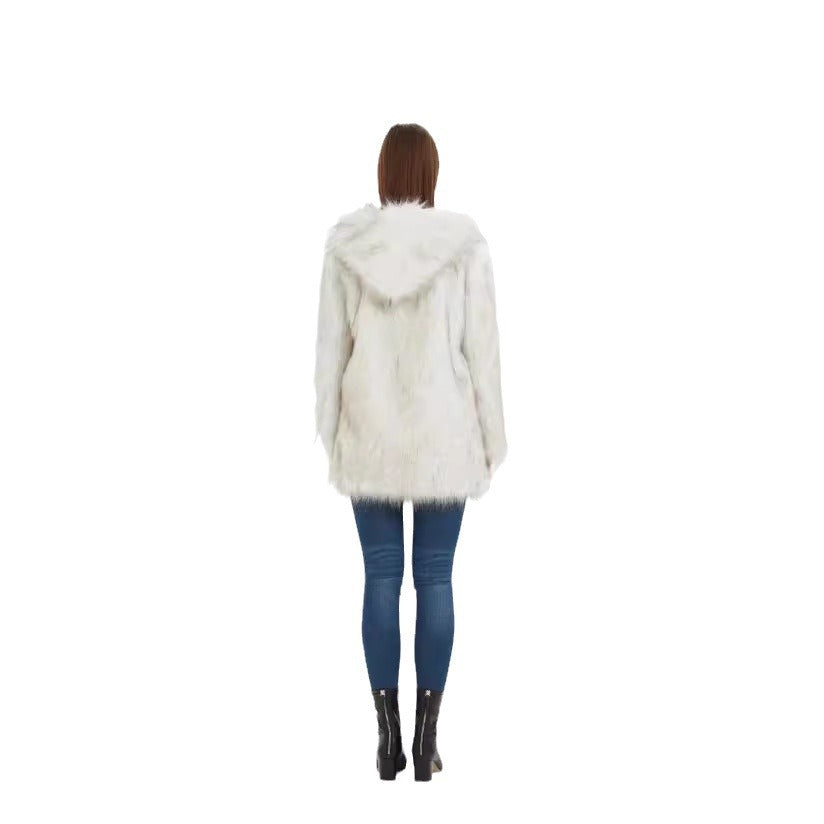 Women’s hooded jacket in soft faux fur with side pockets Lune London