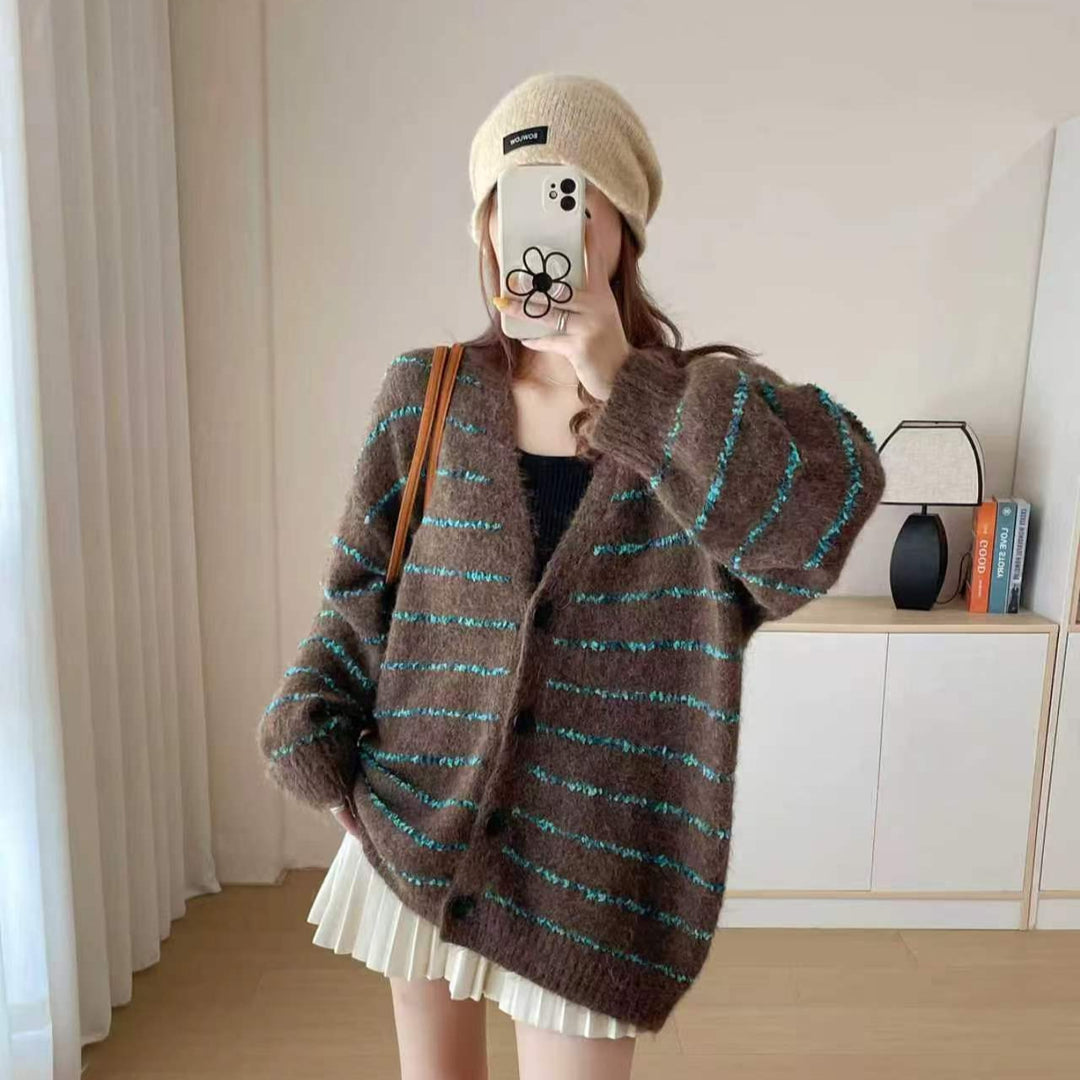 Gilet en tricot épais pour femmes avec rayures colorées et coupe tendance Chic & Stil