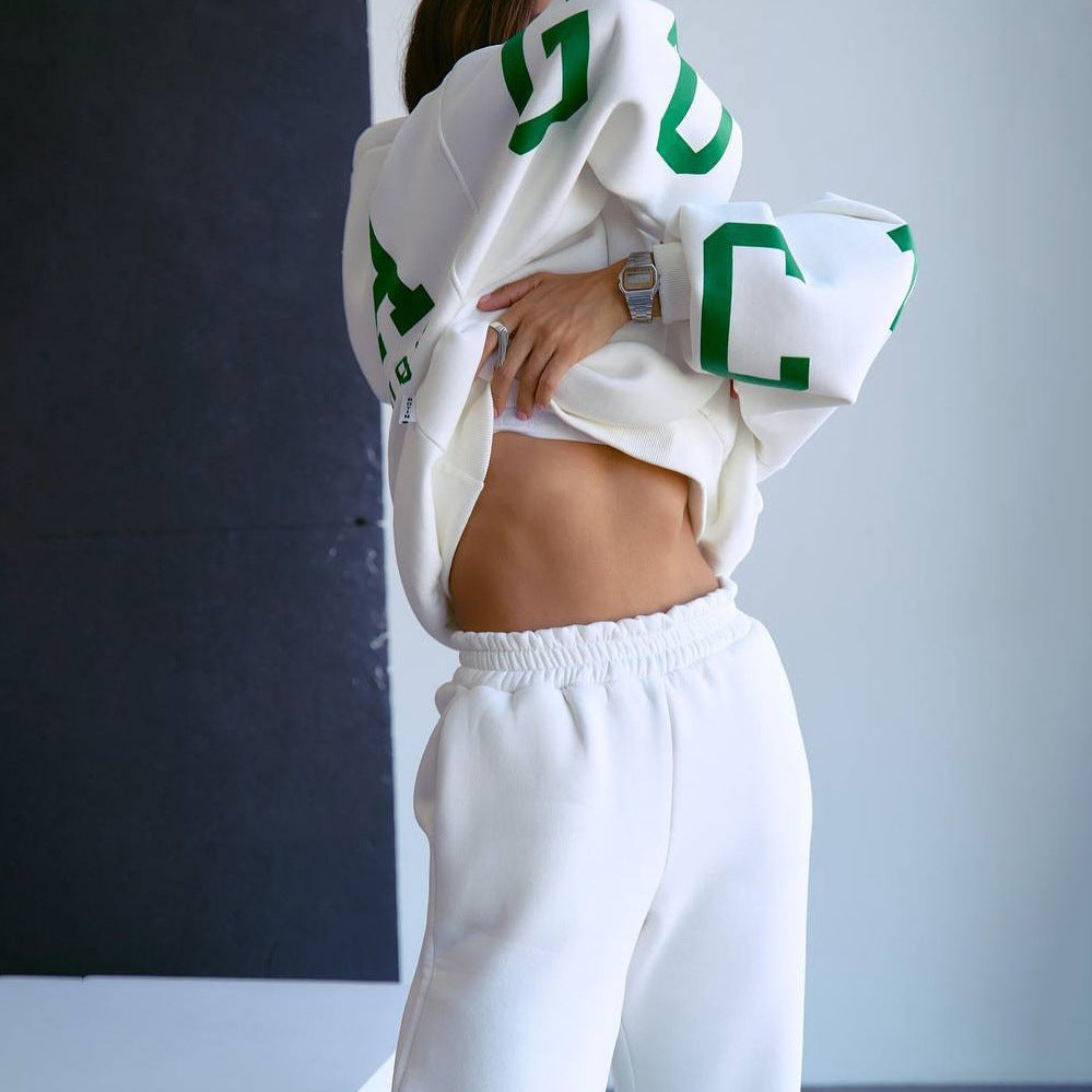 Oversized casual hoodie for women with sporty details Lune London