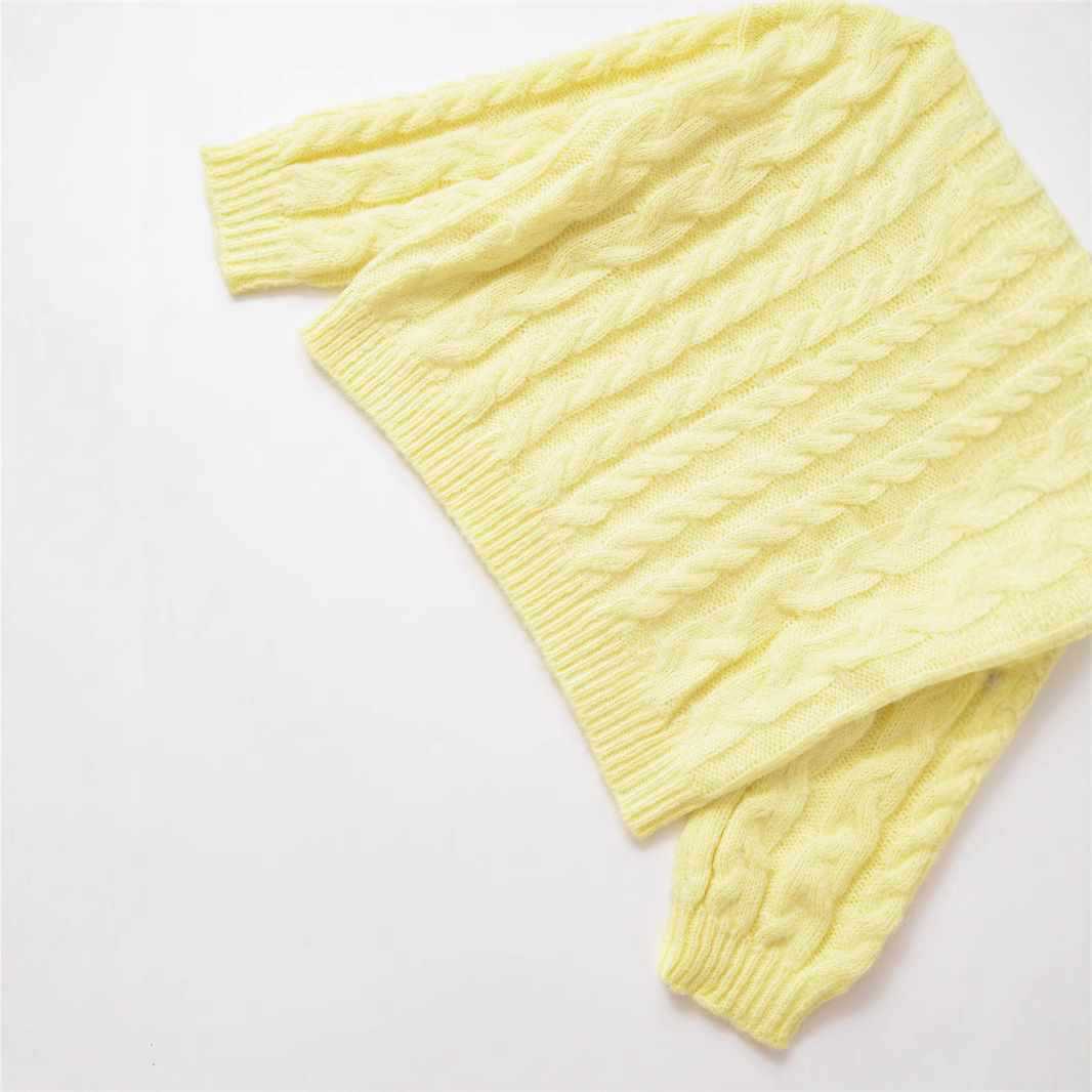 Women’s soft knit sweater with cable pattern Lune London