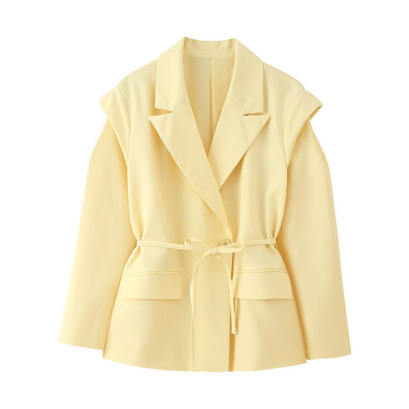 Modern jacket for women with adjustable belt and loose fit Lune London