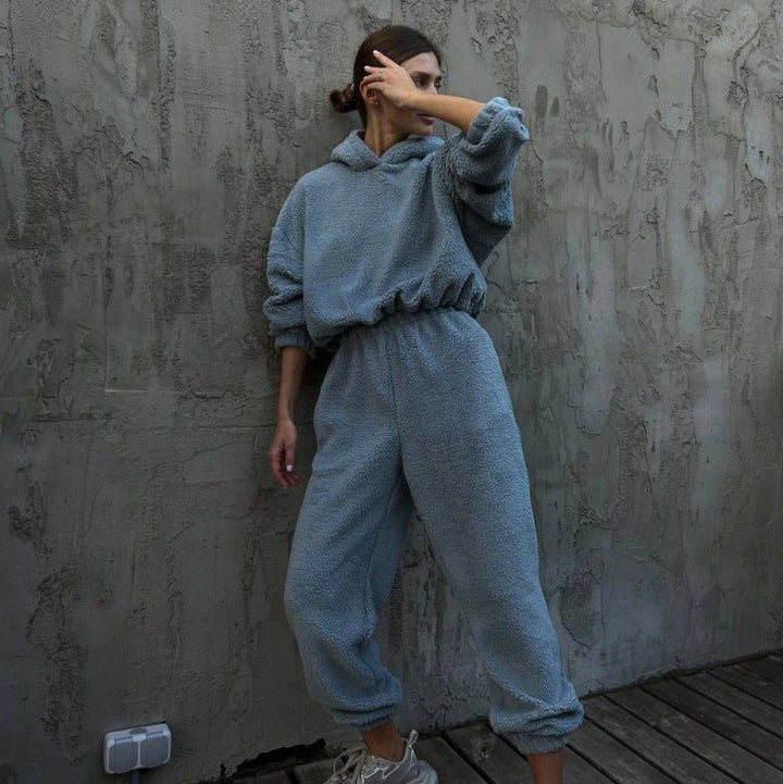 Women's Cozy Fleece Set with Hood and Elastic Waistband Lune London