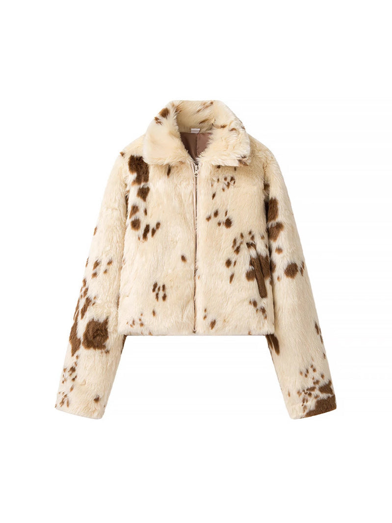 Trendy short jacket for women in faux fur with unique animal print Lune London