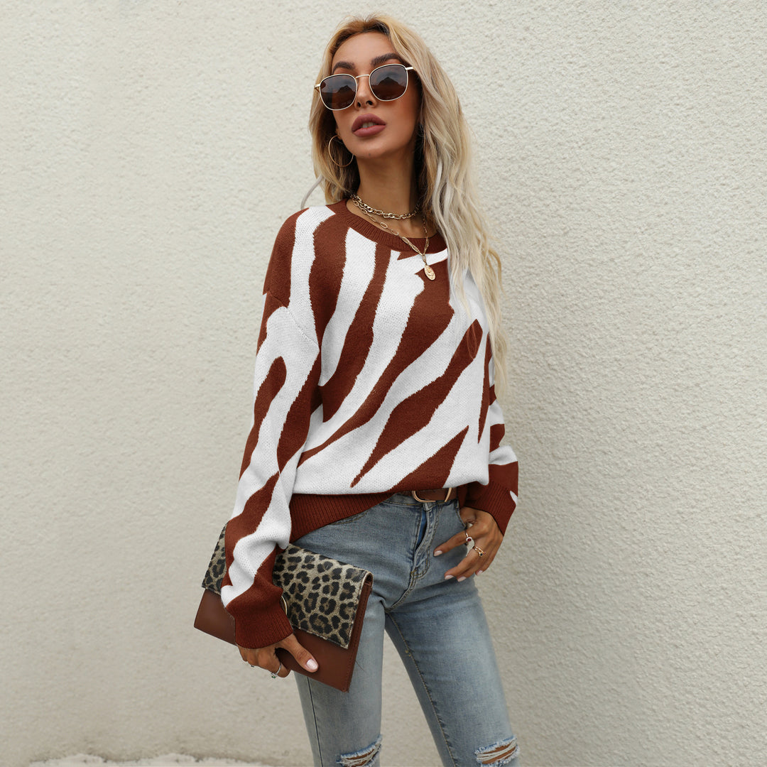 Pull tricoté élégant pour femmes avec un motif animal frappant et une coupe innovante Chic & Stil