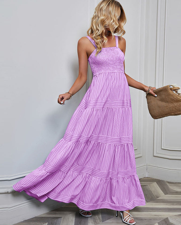 Maximalist pleated dress for women with elastic top and voluminous skirt Chic & Stil