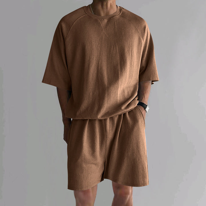Comfortable sports suit for men with wide sleeves and an elastic waist Lune London