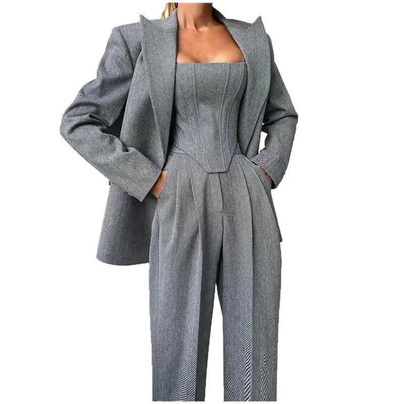 Women's jacket with fitted top and wide legs Lune London