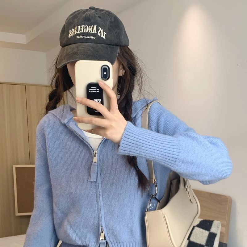 Cardigan à capuche pour femmes avec zip intégral Chic & Stil