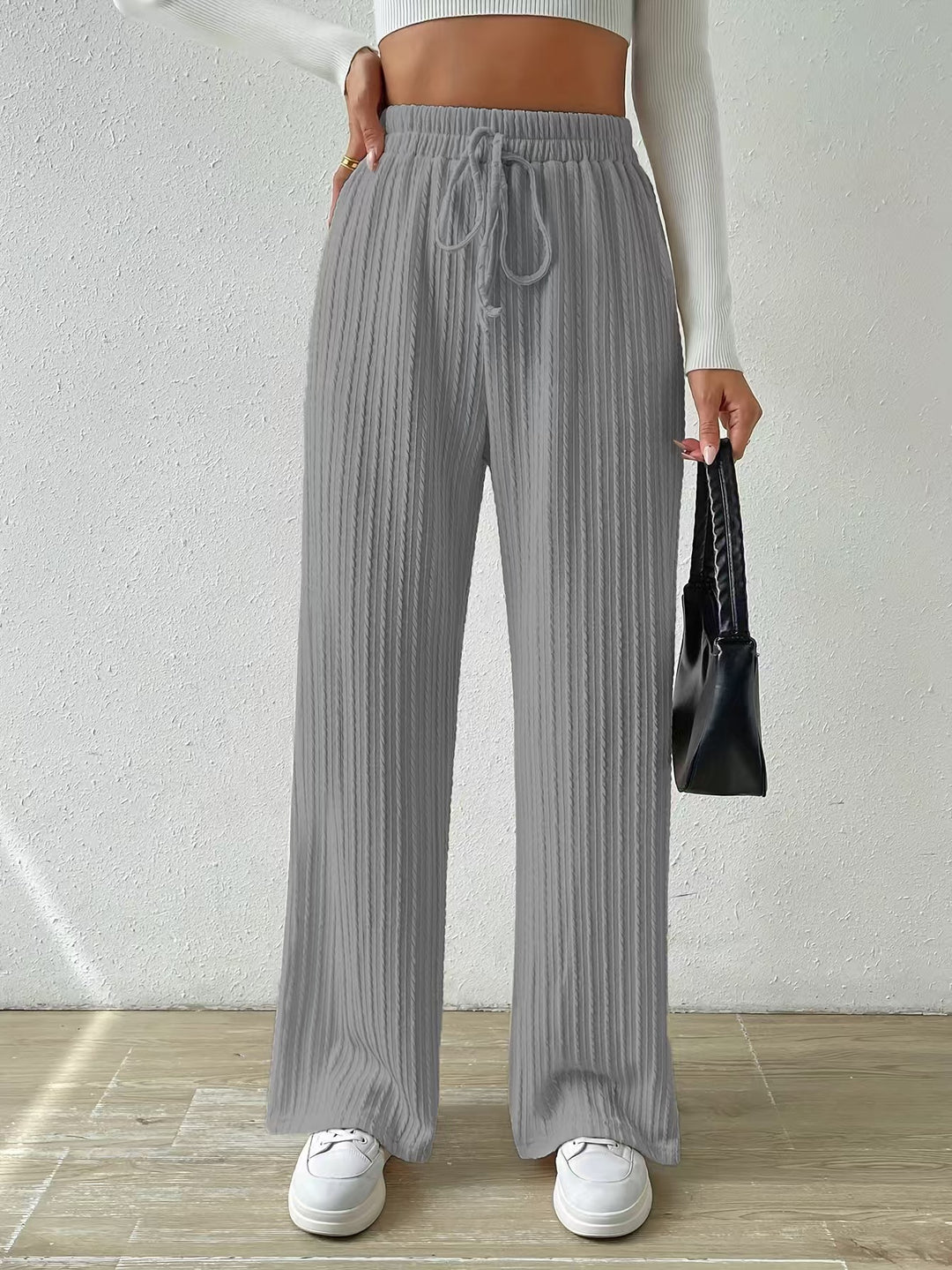 Wide palazzo pants for women with ribbed structure Lune London