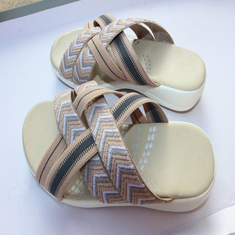 Comfortable ladies' sandals with ergonomic sole and adjustable straps Lune London