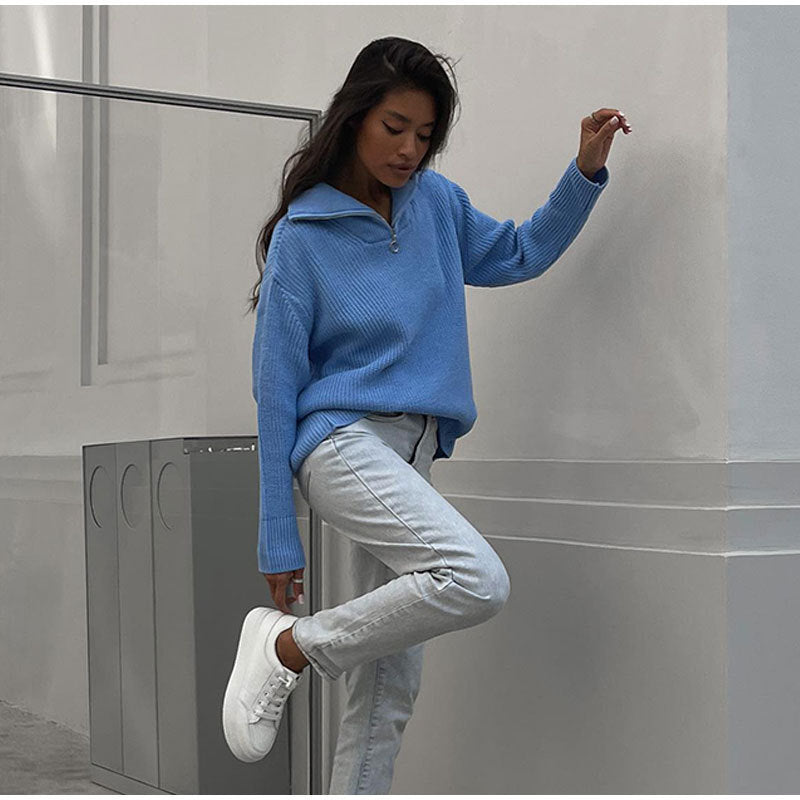 Women High-quality sweater with modern collar and zipper Lune London