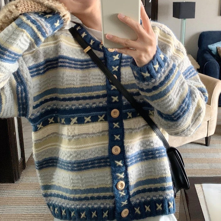 Ladies cardigan with unique pattern Lune London