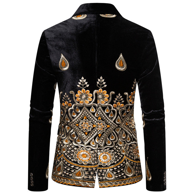 Elegant velvet jacket for men with elaborate decorations Lune London