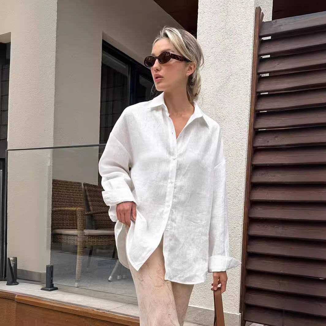 Chic und Stil | Women's linen shirt with a casual cut and oversized sleeves