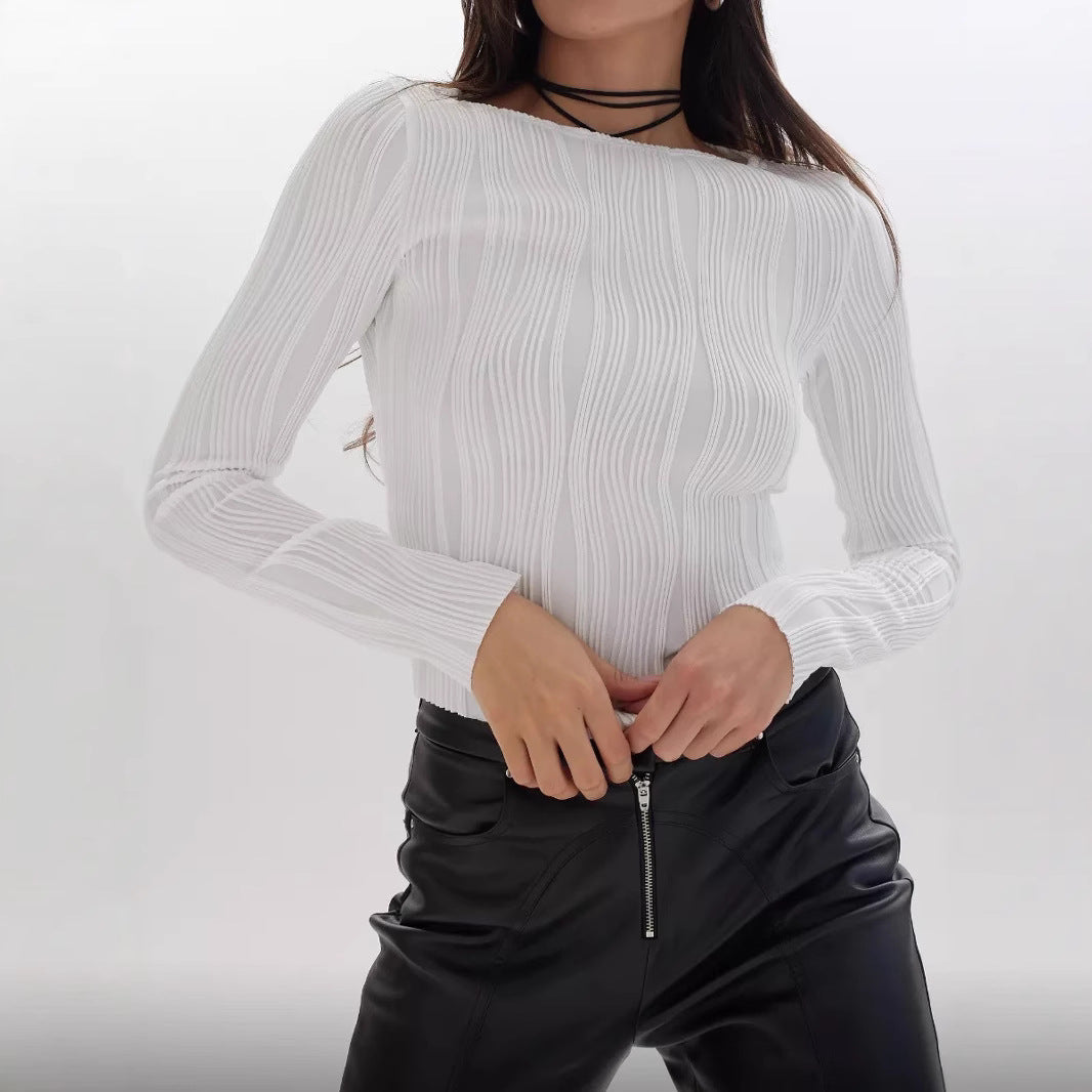 Long sleeve t-shirt for women with an elegant ribbed pattern Lune London