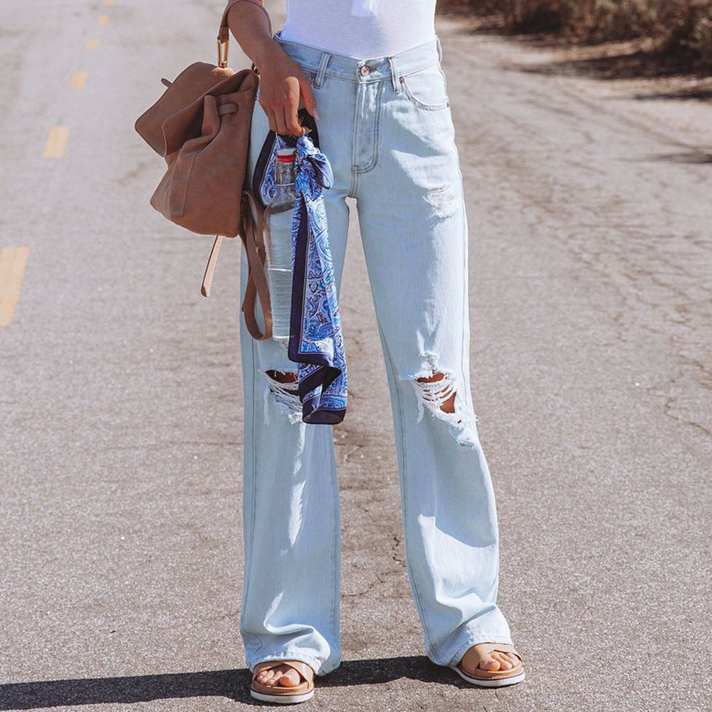 Flared jeans for women in a trendy Destroyed style with high waist Lune London