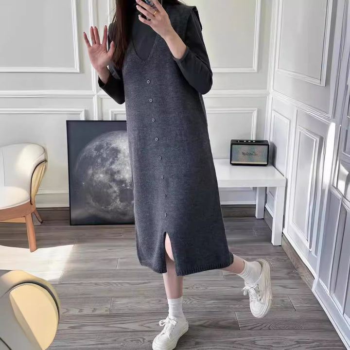 Knee-length knit dress for women with button placket and V-neck Lune London