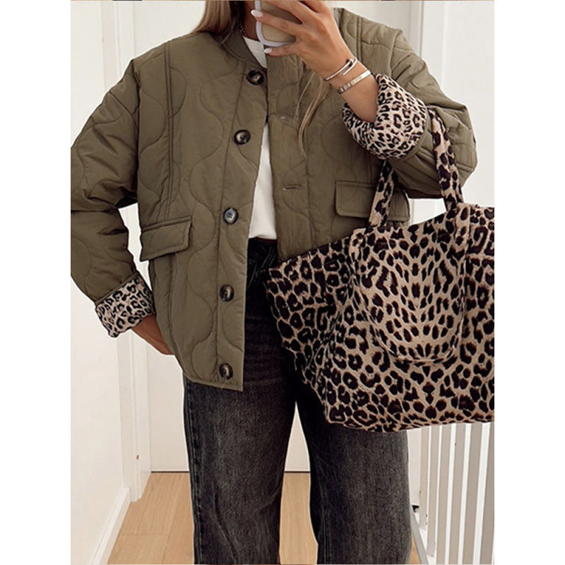 Women's down jacket with artistic pattern and practical pockets Lune London