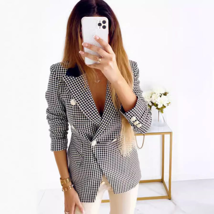 Chic checkered blazer jacket for women with double-breasted buttons and fitted silhouette Lune London