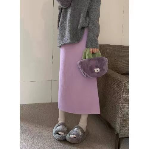 Knitted skirt for women with ribbed design Lune London