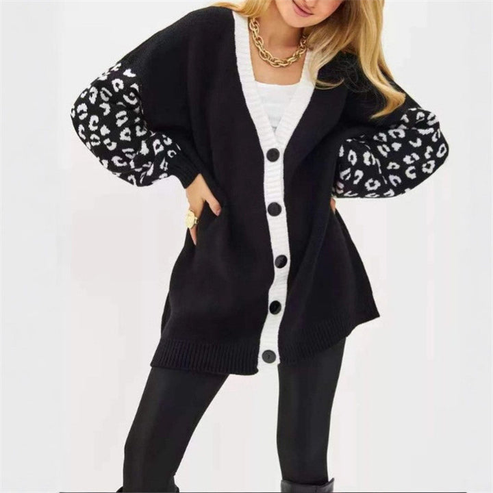 Women chunky knit cardigan with leopard pattern and button details Lune London