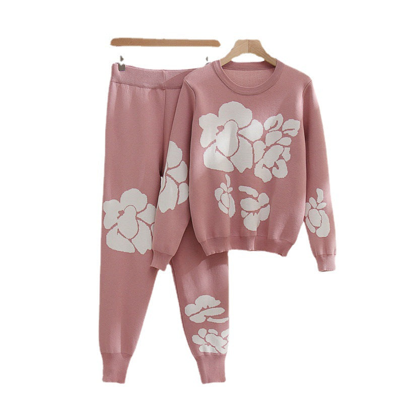 Women's knitted set with floral designs Lune London