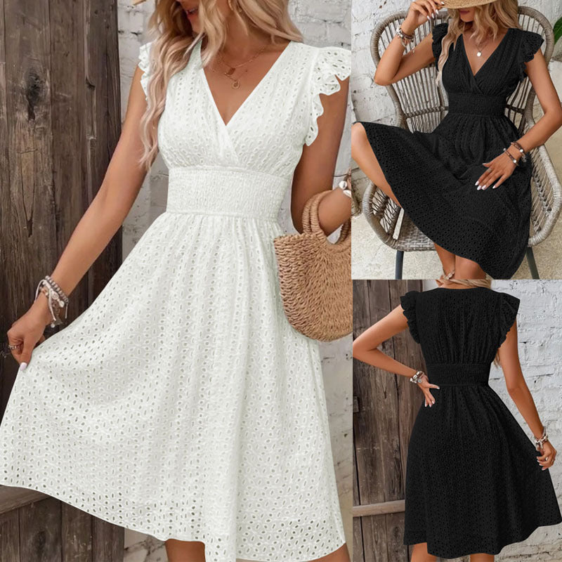 Wrap dress for women with ruffle details and a flattering cut for the silhouette Lune London