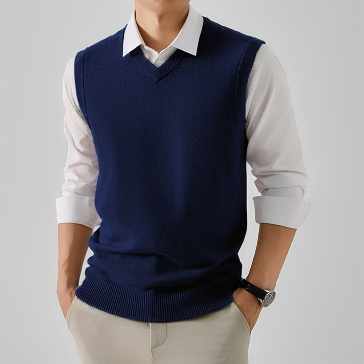 Stylish men's V-neck sweater vest Lune London