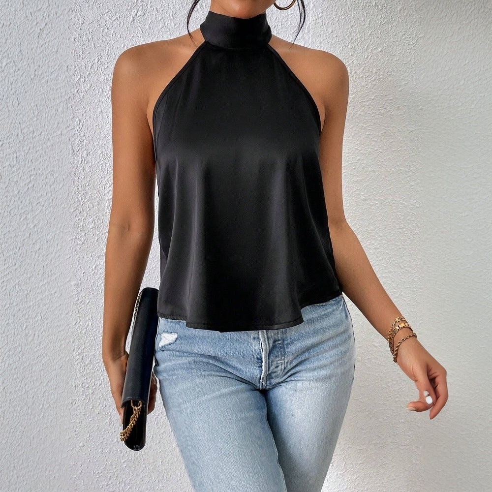 Elegant women's top with backless design and silky finish Chic & Stil
