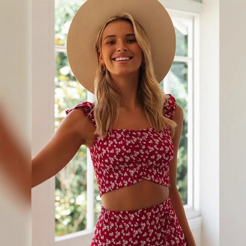 Women's set consisting of a crop top and a flared maxi skirt with floral patterns Lune London
