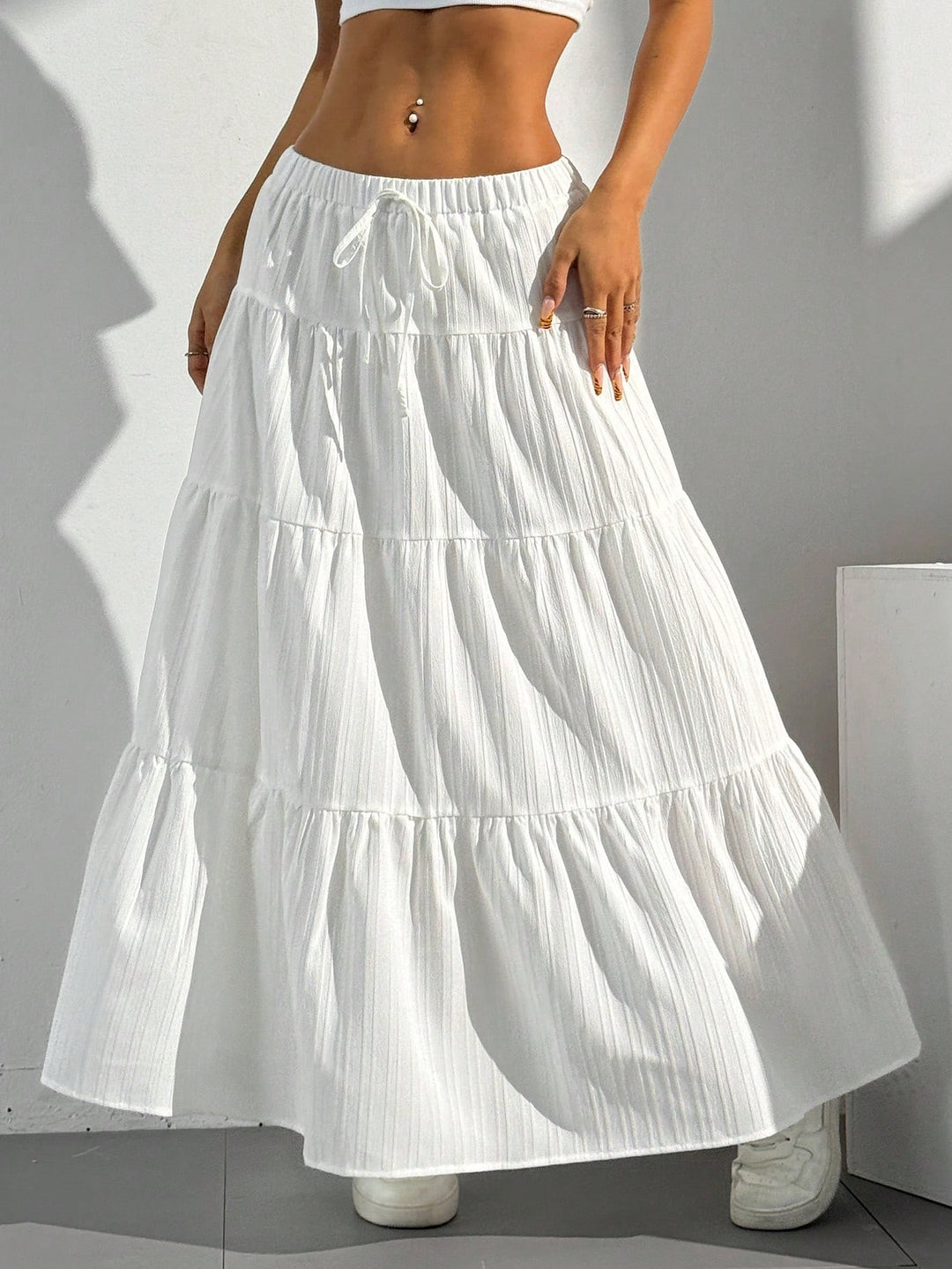 Maxi skirt for women with voluminous ruffles and side slit details Lune London