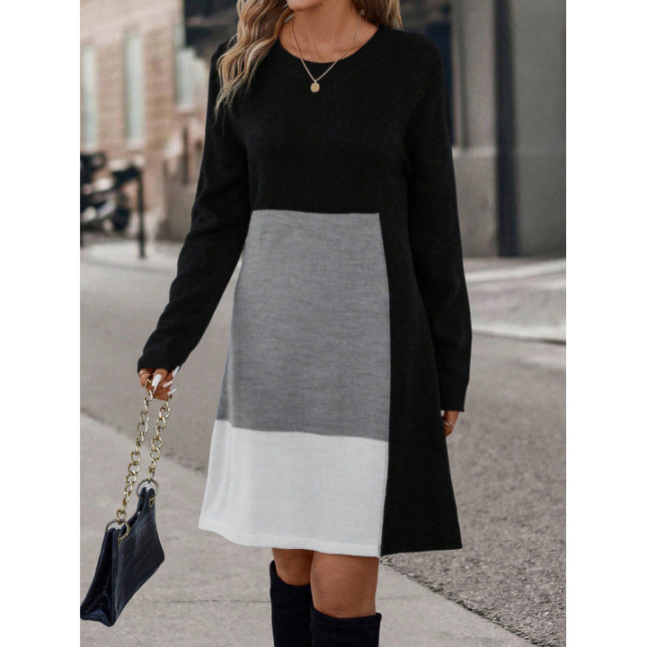 Knit dress for women with a modern design in color blocks Lune London