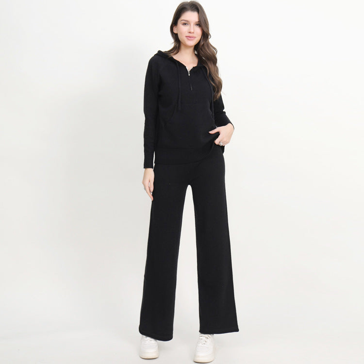 Casual knit loungewear set for women with hood and wide leg Lune London
