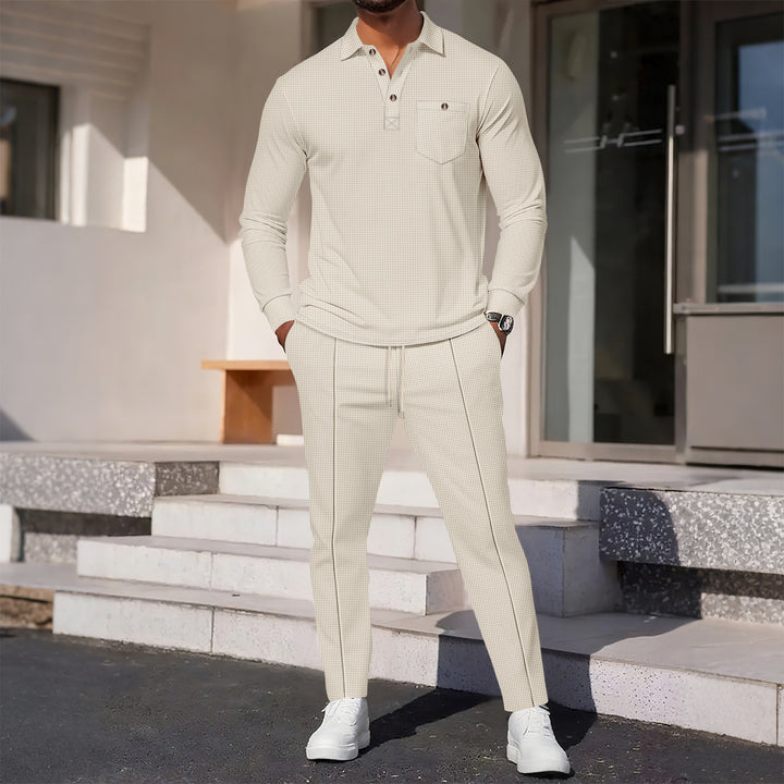 Elegant leisure suit for men with structured top and comfortable pants Lune London